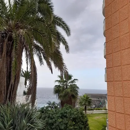 アパート Monis Rooms,apartment Holidays Green Tenerife Playa San Marcos イコー・デ・ロス・ビノス